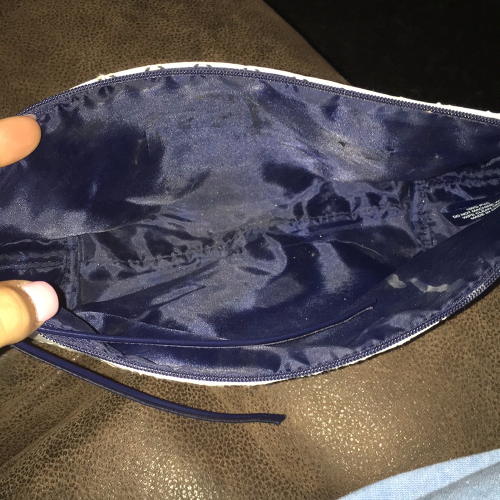 Bag - Picture 2 of 2